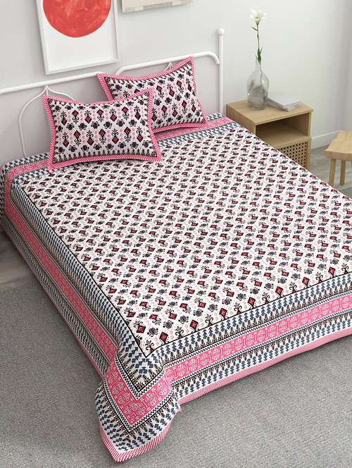 printed bedsheet with coordinated pillow covers - 21732922 - Standard Image - 0