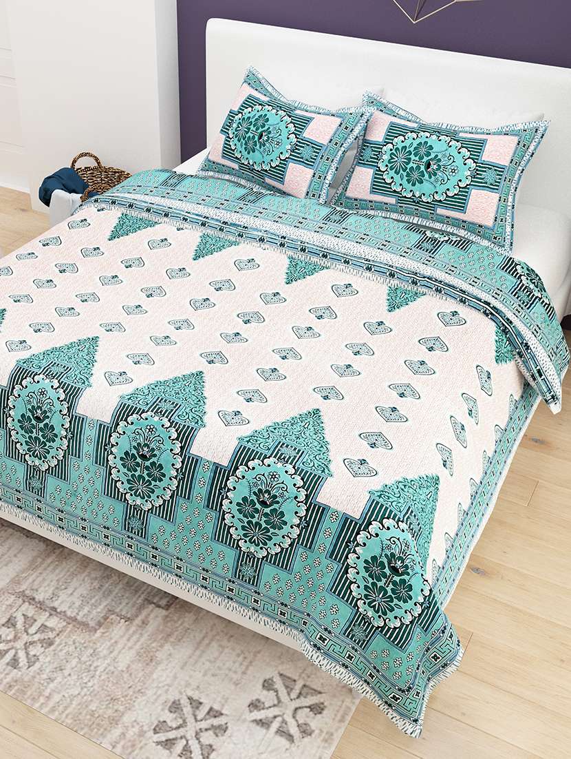 printed bedsheet with coordinated pillow covers 