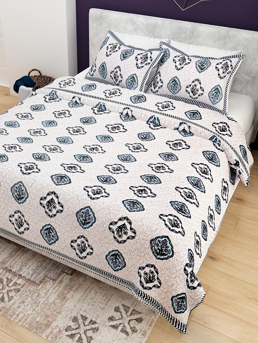 printed bedsheet with coordinated pillow covers 