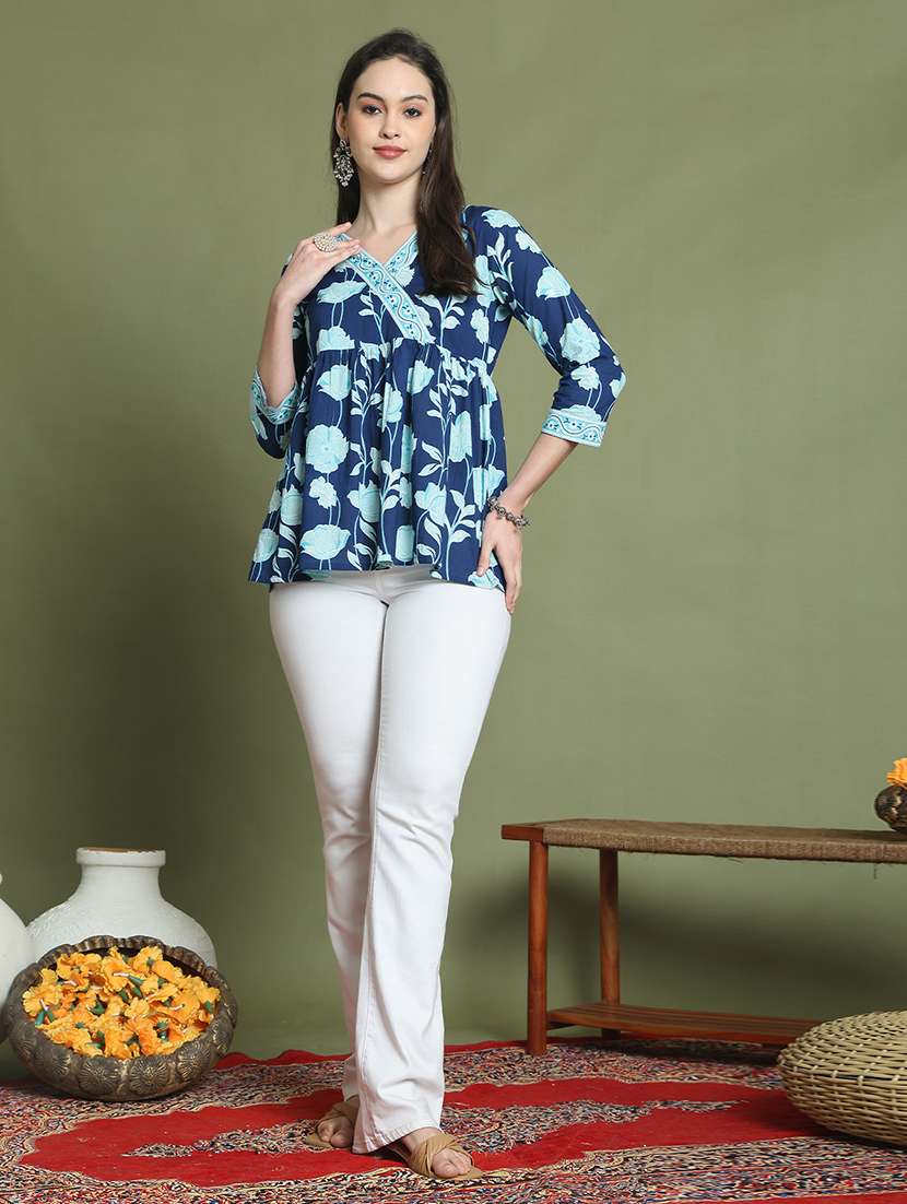 women three quarter sleeve a-line ethnic top - 21737411 -  Standard Image - 3