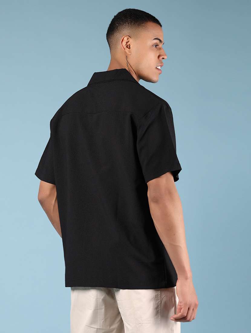 men black solid short sleeve loose fit casual shirt - 21737849 -  Standard Image - 3