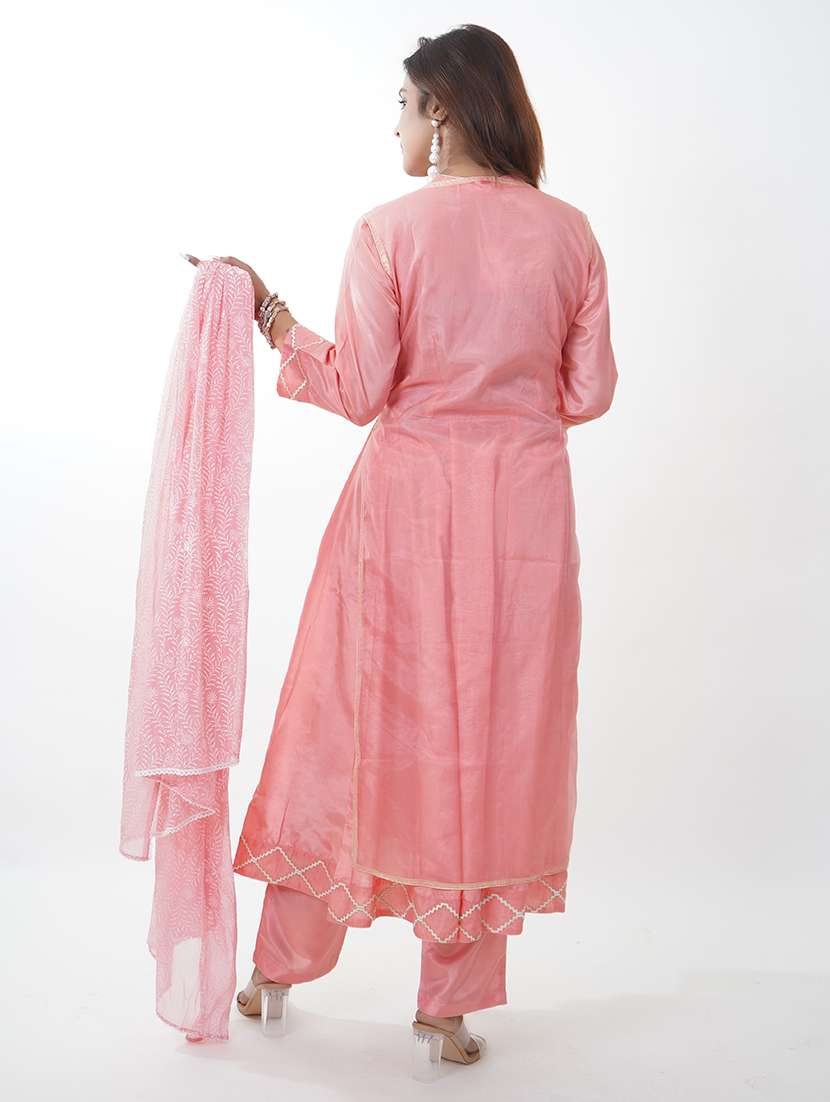 women embroidered kurta pant set with dupatta - 21738421 -  Standard Image - 3