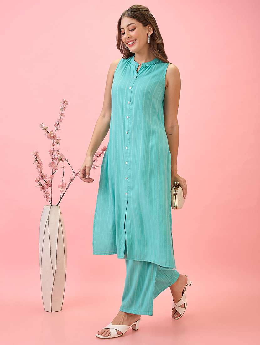globus women blue mandarin collar woven design front slit a-line kurta with pants workwear set