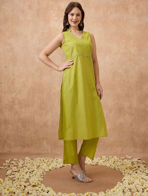 globus women green gotta patti yoke detail v-neck lurex work festive kurta & straight pant set - 21738584 - Standard Image - 0