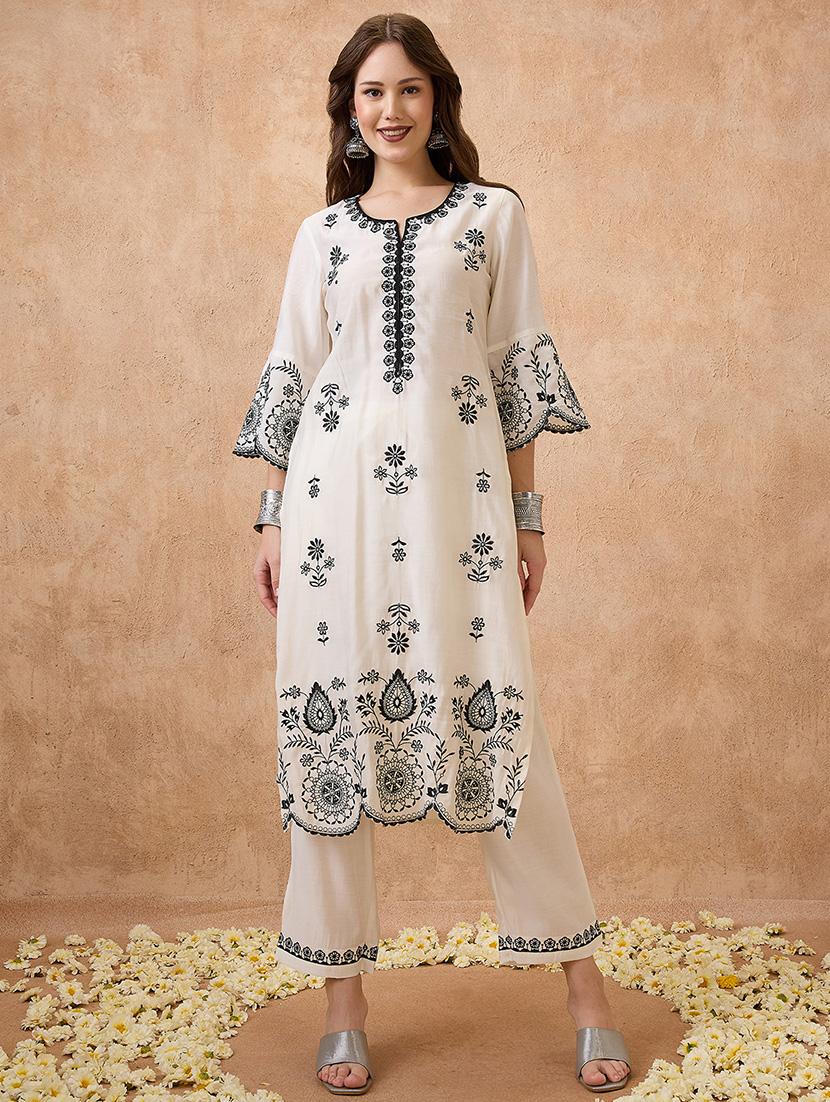 globus women off-white scalloped hem bell sleeves floral embroidered kurta & straight pant festive set - 21738587 - Zoom Image - 0