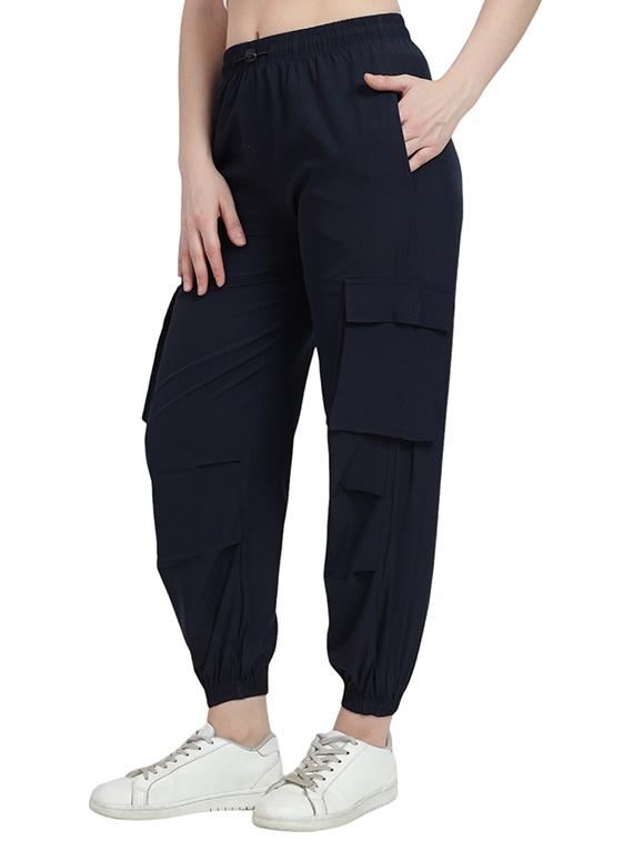 women solid mid rise cargo