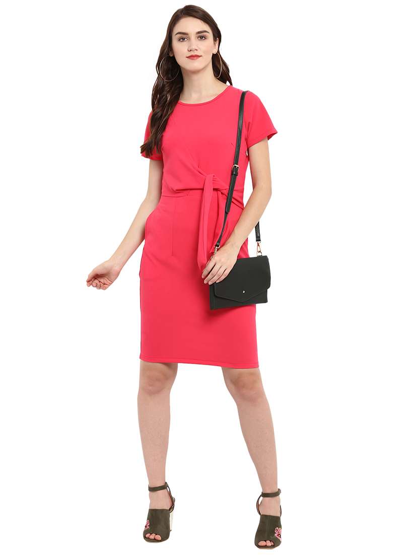 women pink solid round neck sheath dress
