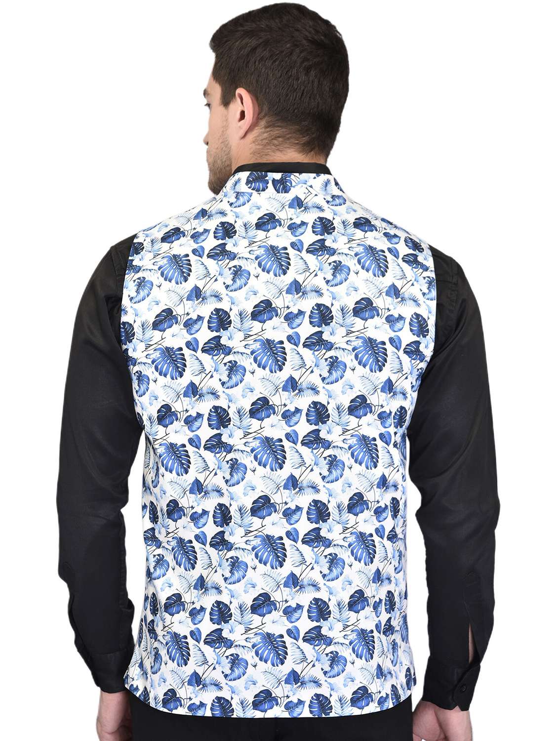 men printed sleeveless nehru jacket - 21740235 - Standard Image - 3