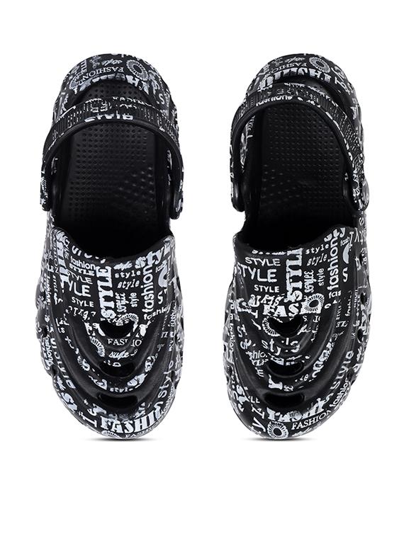 men printed ultra-comfort crocs - 21740271 - Standard Image - 3