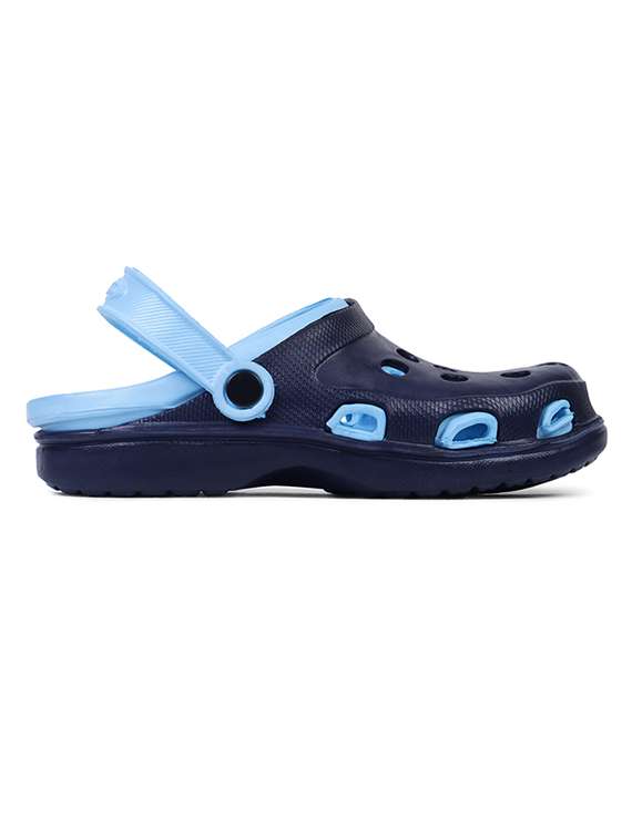 men solid ultra-comfort crocs - 21740290 -  Standard Image - 3