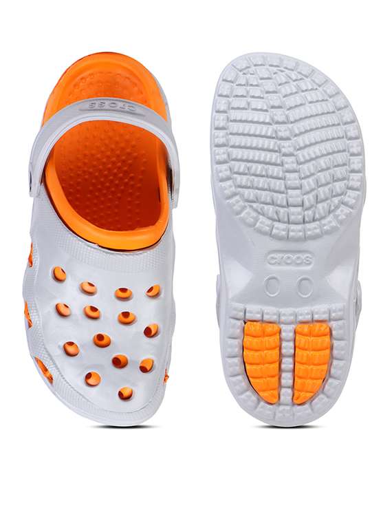 men solid ultra-comfort crocs - 21740291 -  Standard Image - 5