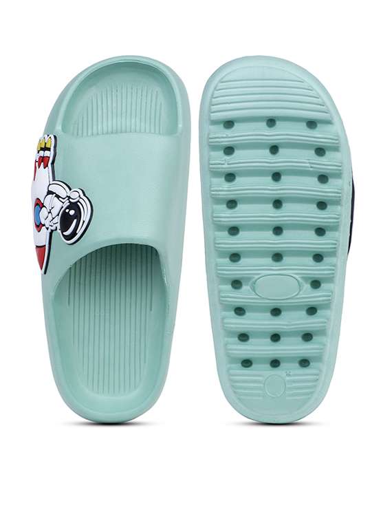 Women Printed Slide Flip Flops - 21740349 -  Standard Image - 5