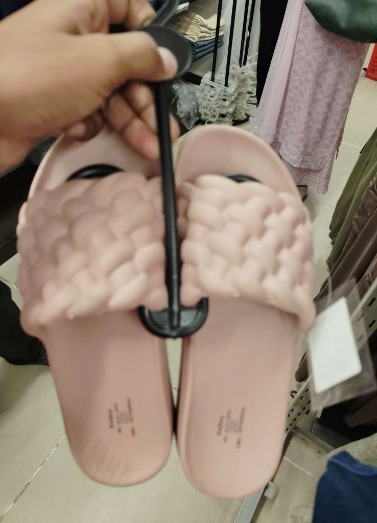 pink eva flip flops - 21740556 - Zoom Image - 0