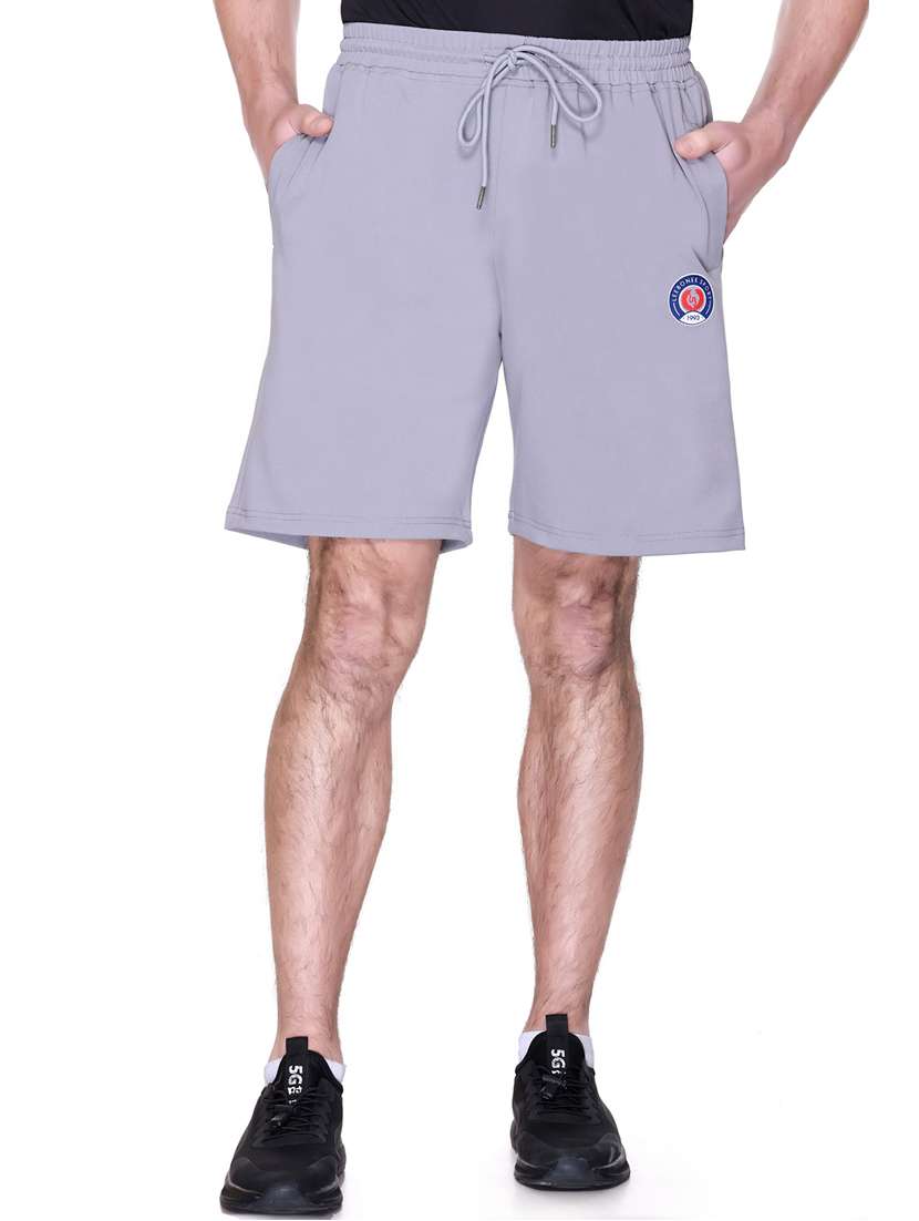 men mid rise solid shorts