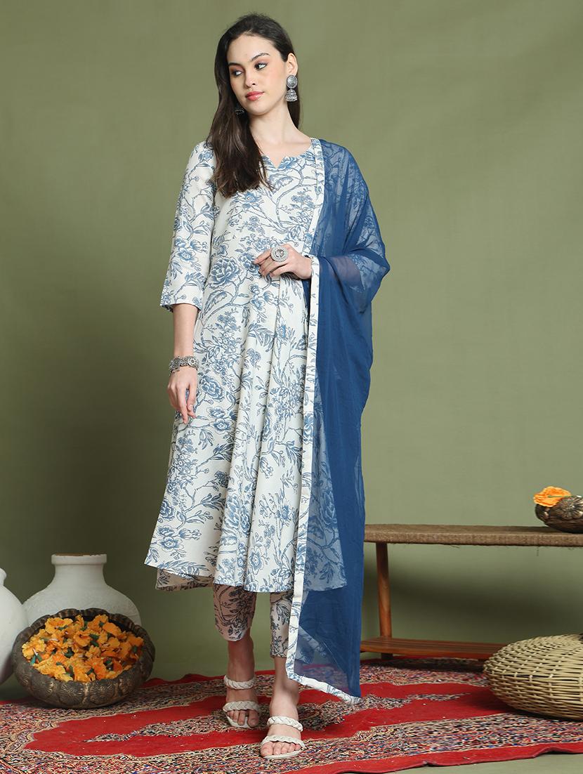 set of 2 printed kurta pant with dupatta set - 21740769 - Standard Image - 3