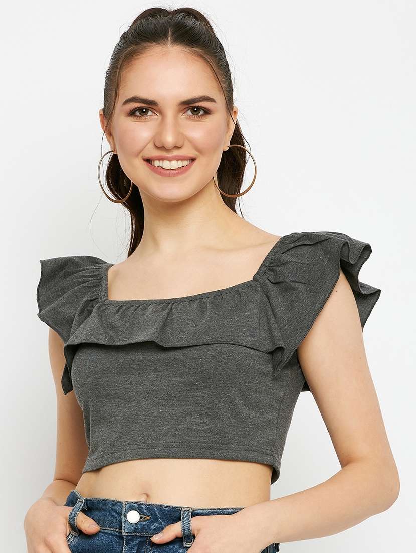 women solid sleeveless crop top