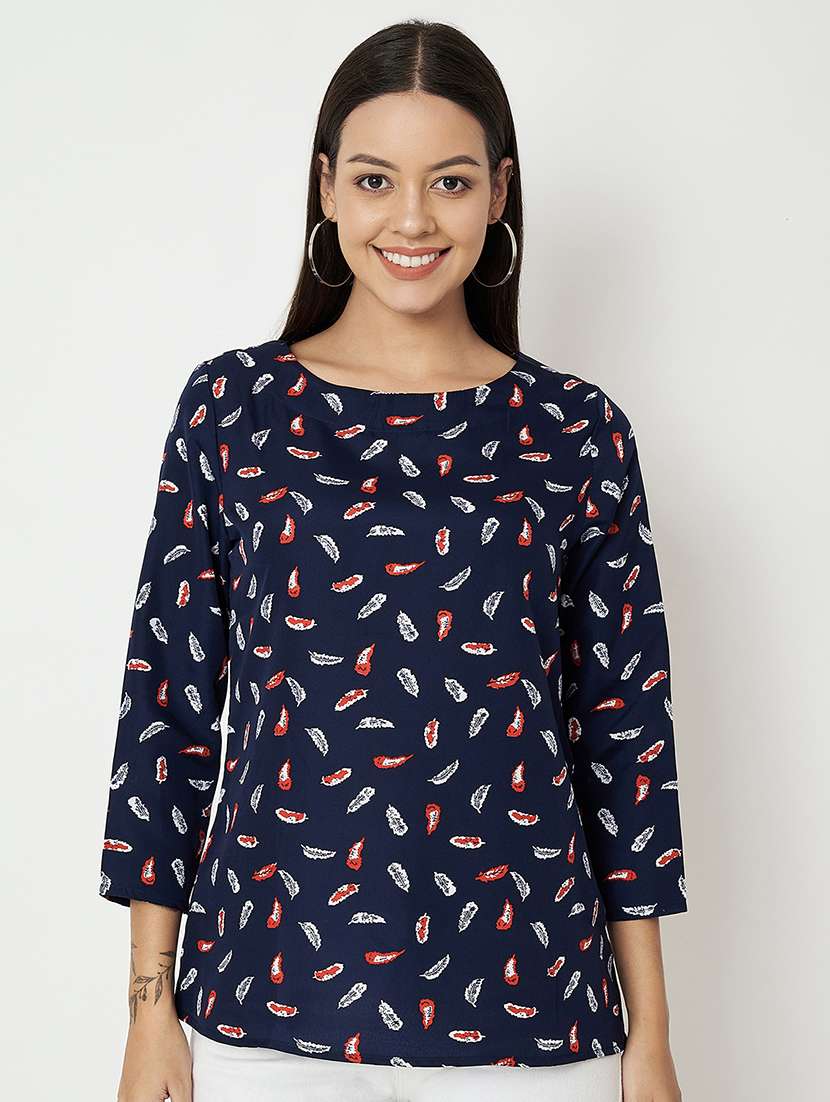 women printed three quarter sleeve top