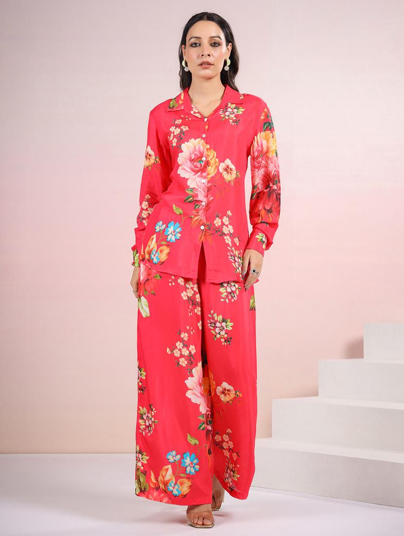 women floral print top and trouser co-ord set