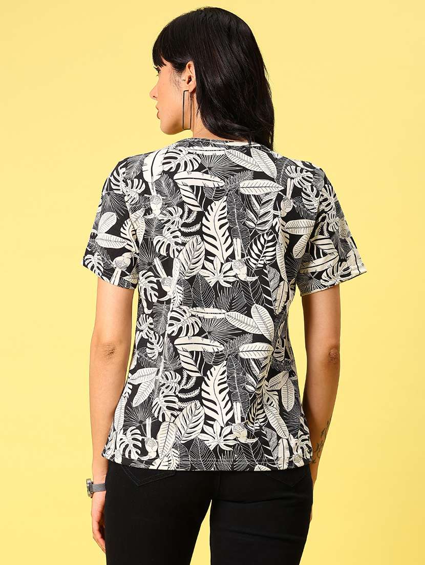 women printed short sleeve regular fit t-shirt - 21742421 - Standard Image - 3