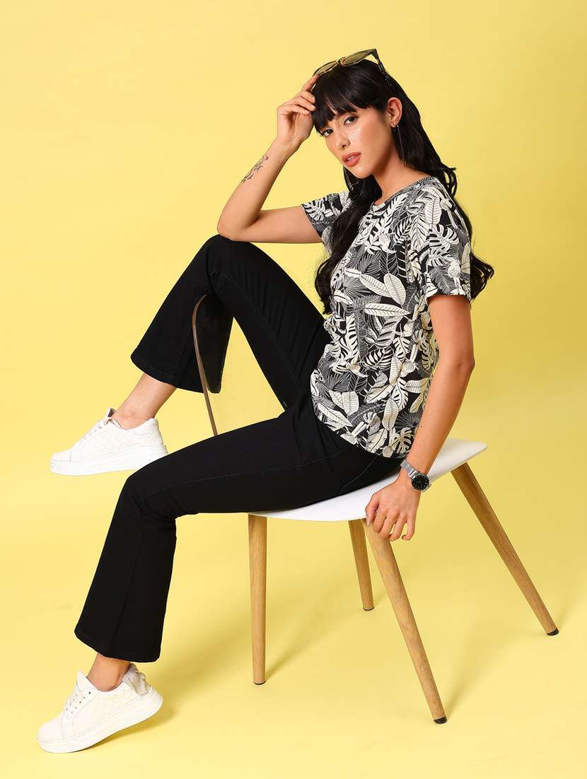 women printed short sleeve regular fit t-shirt - 21742421 - Standard Image - 5
