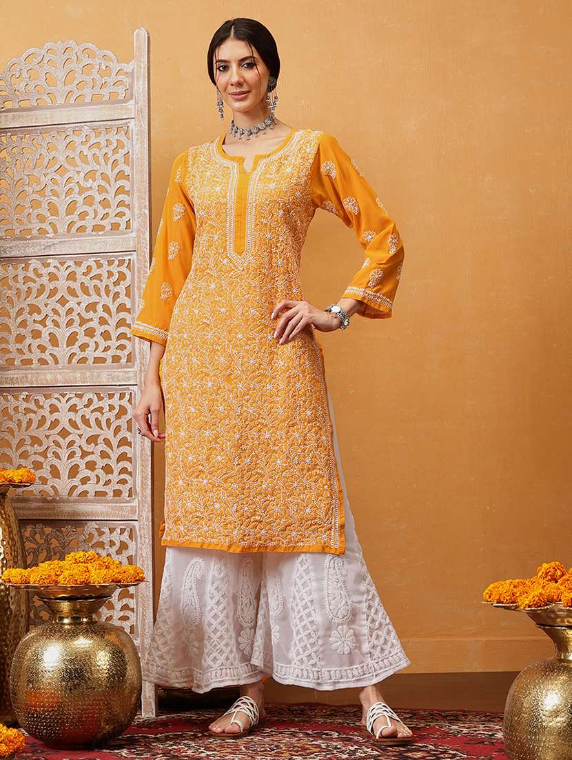 women three quarter sleeve chikankari straight kurta