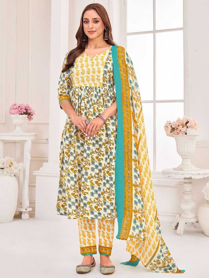 women printed kurta pant with dupatta set - 21742674 - Zoom Image - 0