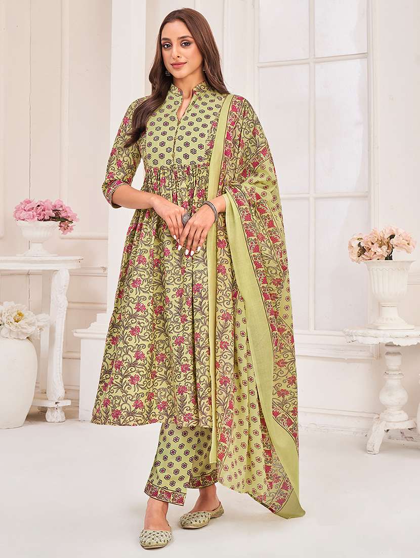 women printed kurta pant with dupatta set