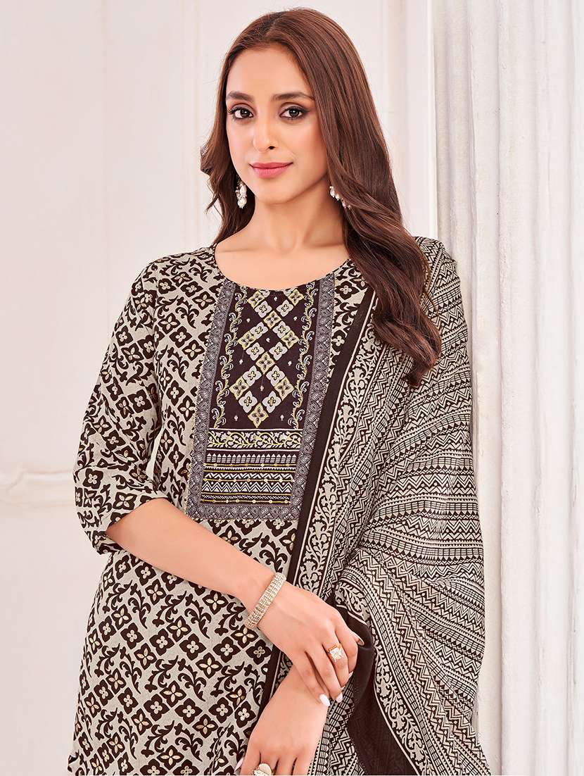 women printed kurta salwar with dupatta set - 21742687 - Standard Image - 3
