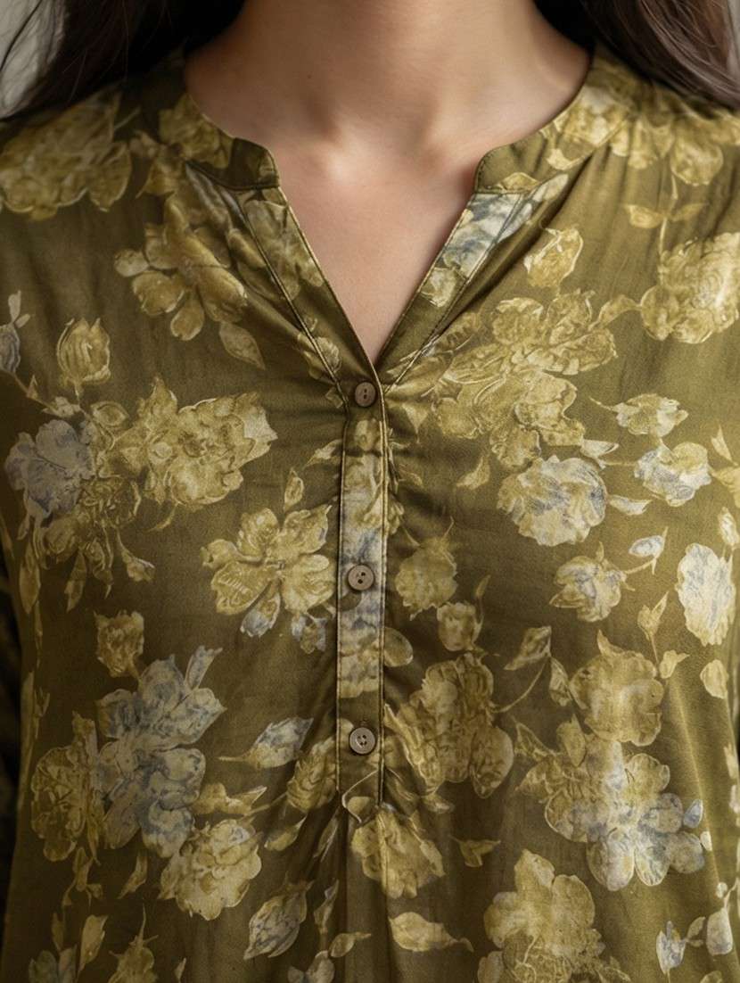 women floral three quarter sleeve a-line kurta  - 21742905 -  Standard Image - 3