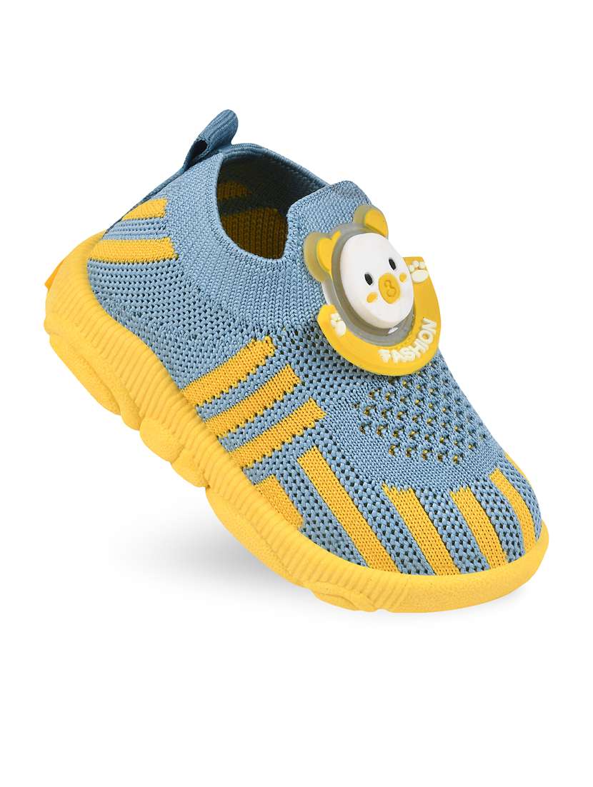 unisex kids slip on sneaker - 21743496 -  Standard Image - 3