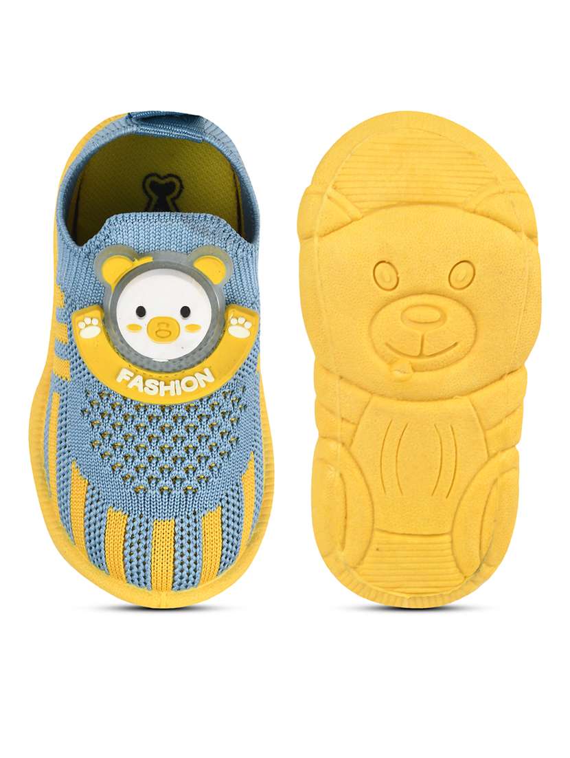 unisex kids slip on sneaker - 21743496 -  Standard Image - 5