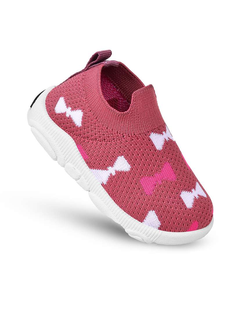unisex kids slip on sport shoes - 21743503 -  Standard Image - 3
