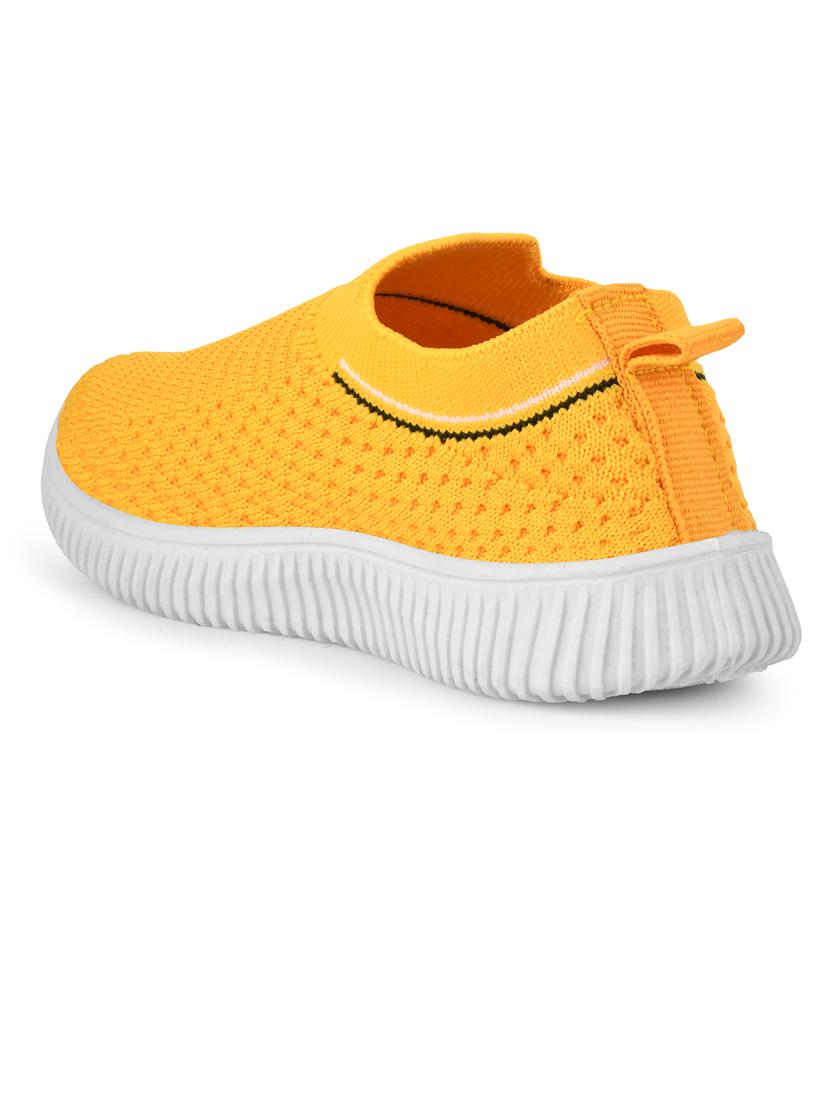 unisex kids slip on sport shoes - 21743525 - Standard Image - 3