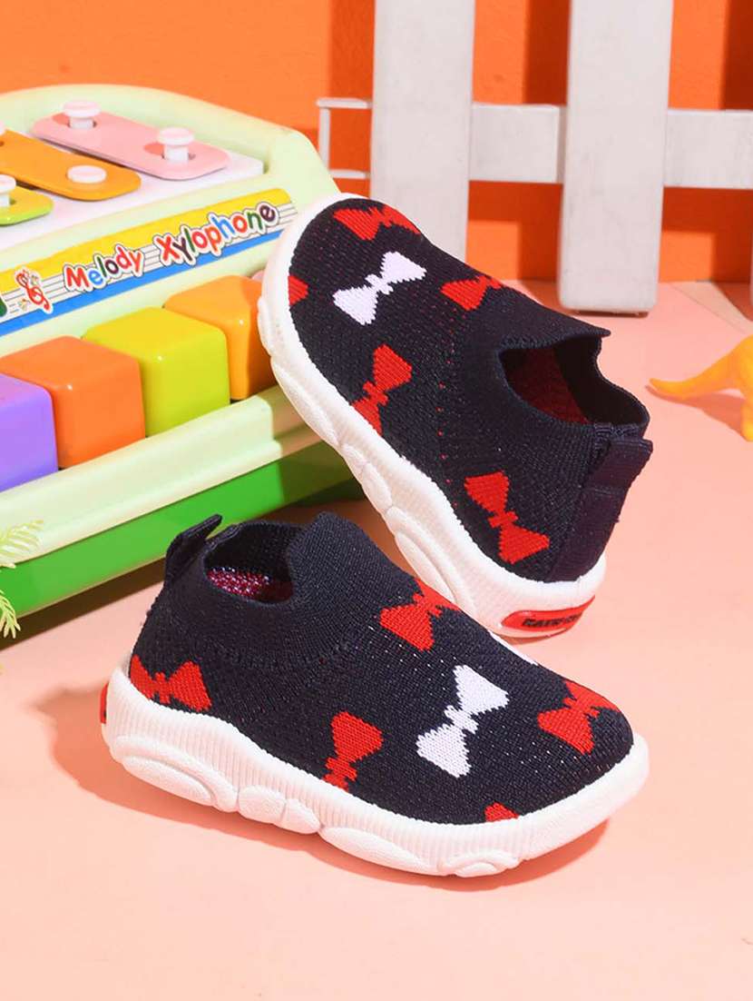unisex kids slip on sport shoes - 21743526 - Zoom Image - 0