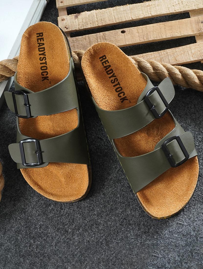 men solid slip on sandal