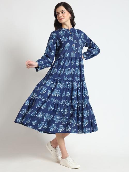 women printed long sleeve tiered dresss  - 21743679 -  Standard Image - 0