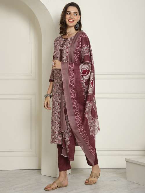 women three quarter sleeve kurta pant with dupatta set - 21743867 - Standard Image - 0