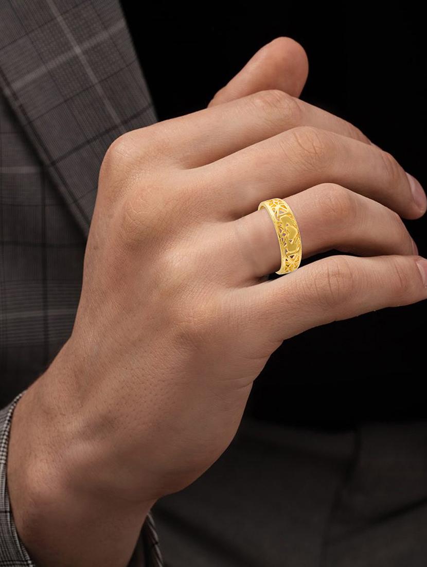 men gold brass finger ring - 21743887 - Standard Image - 3
