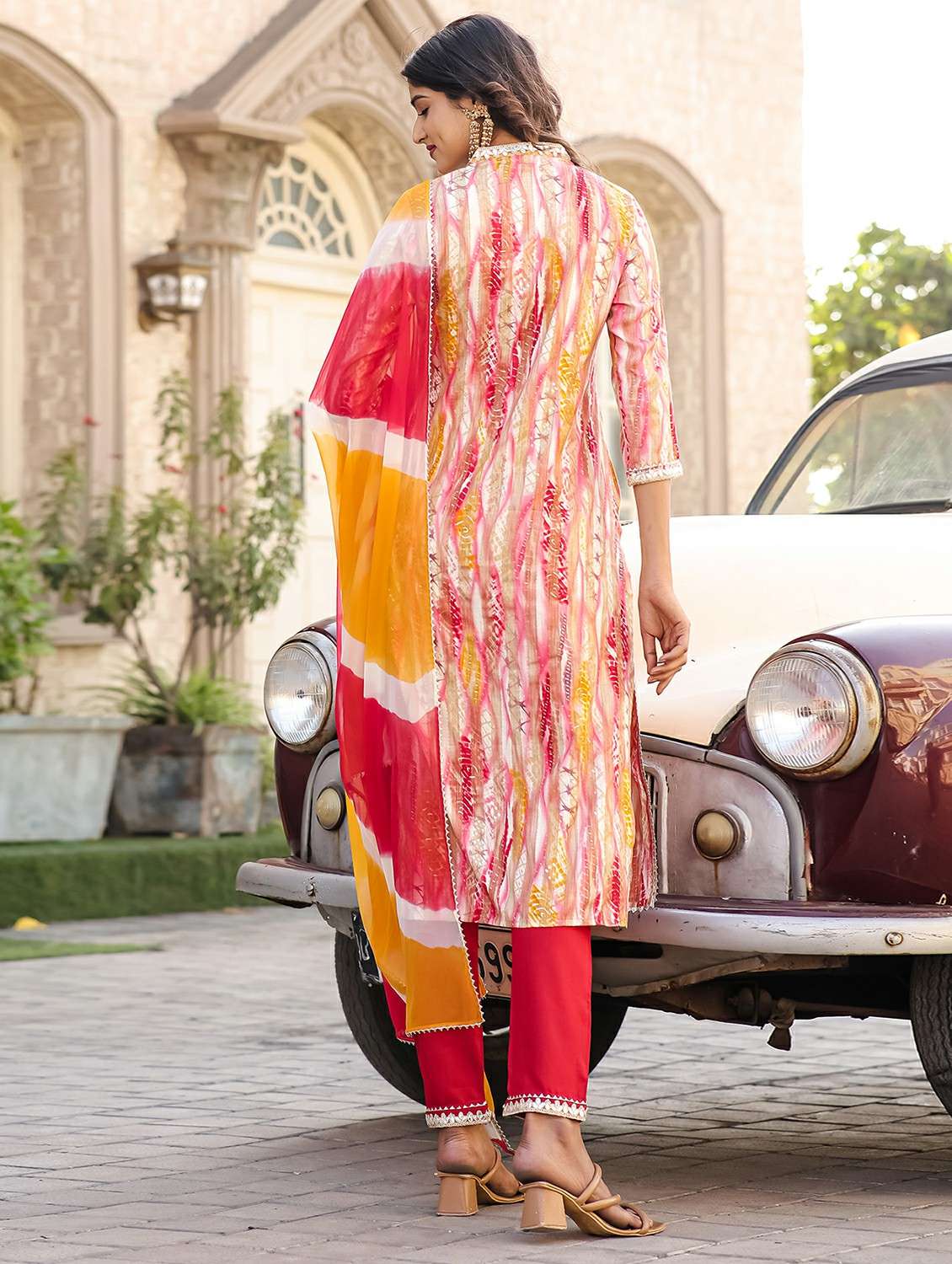 women three quarter sleeve kurta pant with dupatta set - 21743890 -  Standard Image - 3