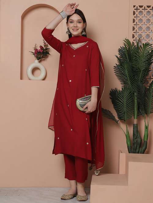 women three quarter sleeve kurta pant with dupatta set - 21743891 - Standard Image - 0