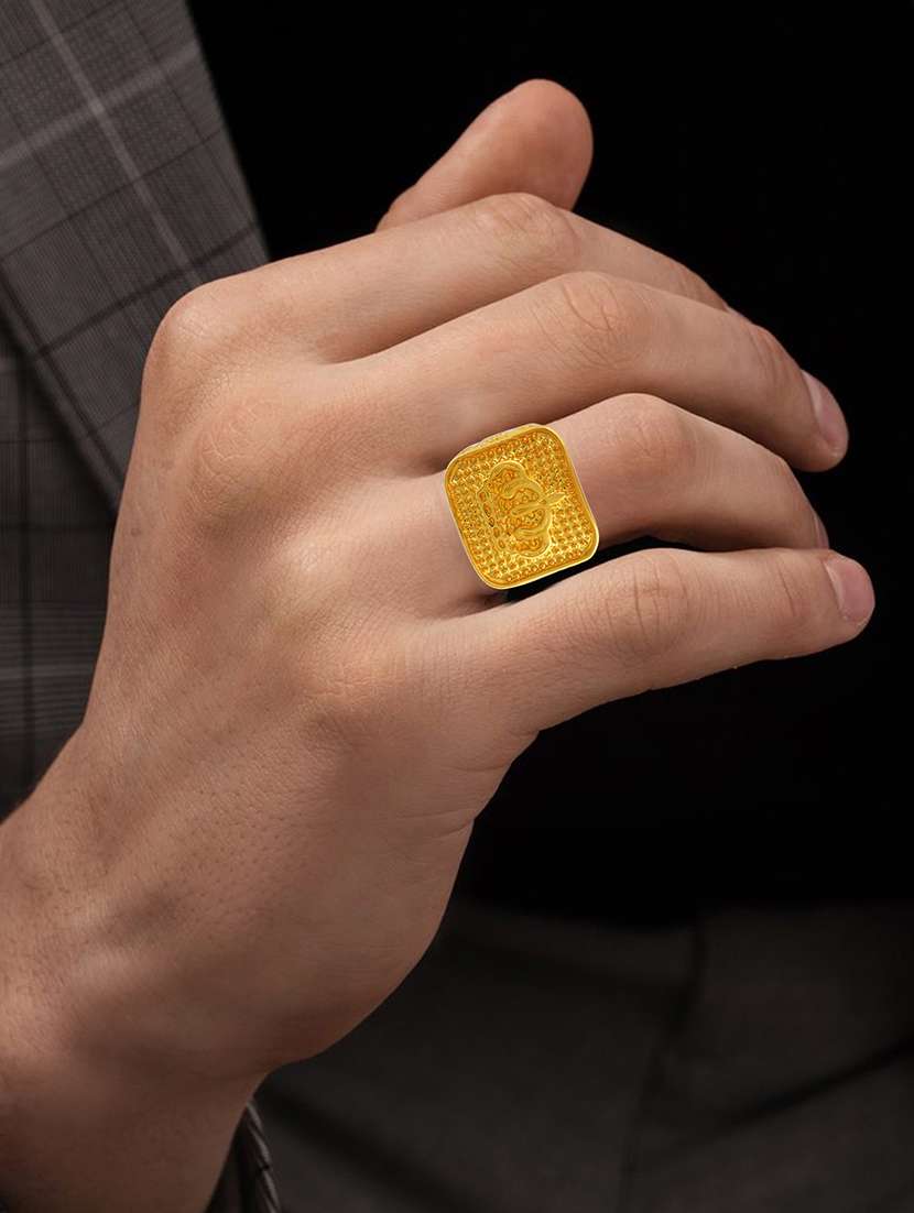 men gold brass finger ring  - 21743895 -  Standard Image - 3