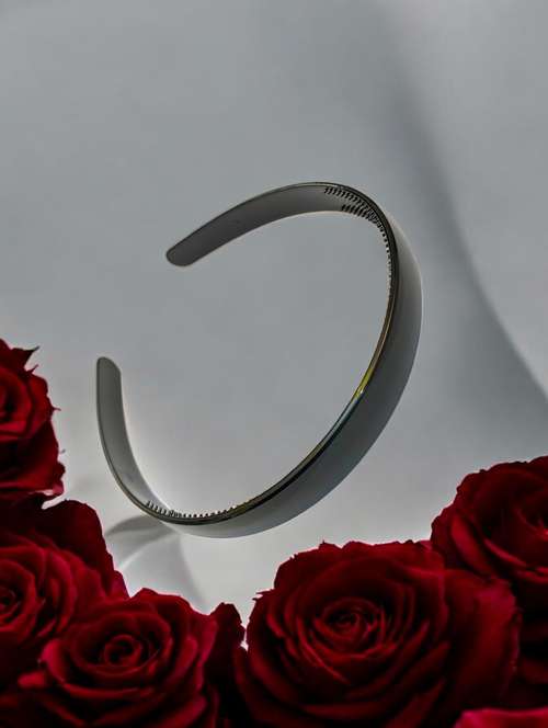 women solid plastic hairband - 21745300 - Standard Image - 0