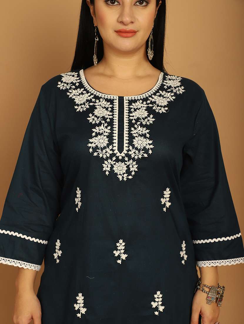 women embroidered kurta pant set with dupatta - 21745872 - Standard Image - 3