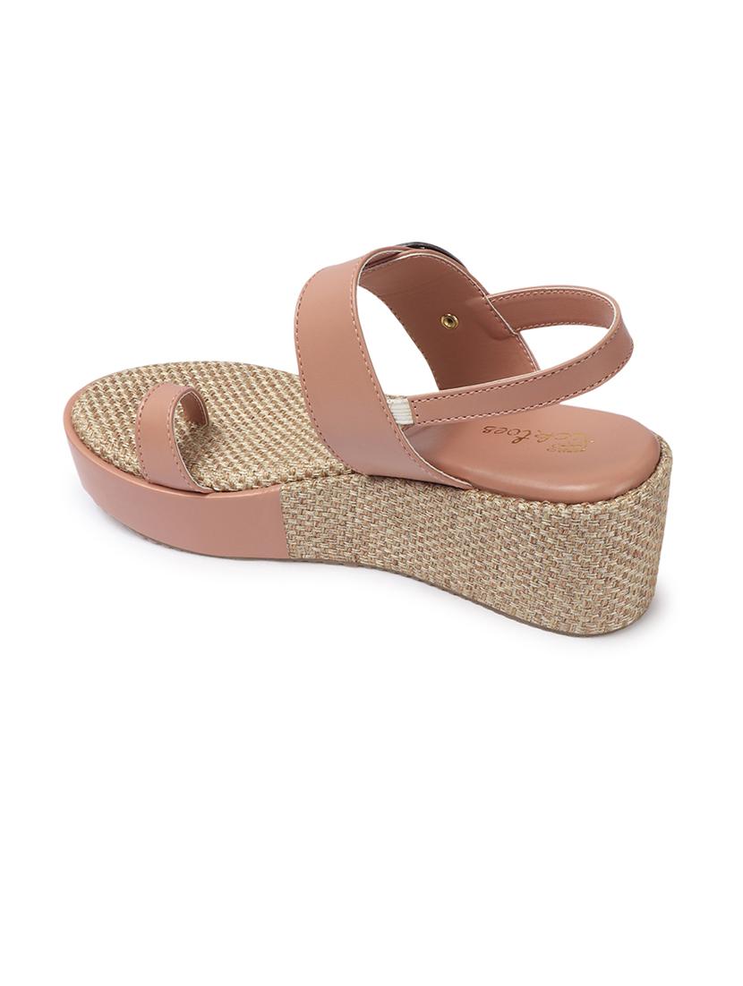 women solid one toe platforms sandal - 21746034 - Standard Image - 3