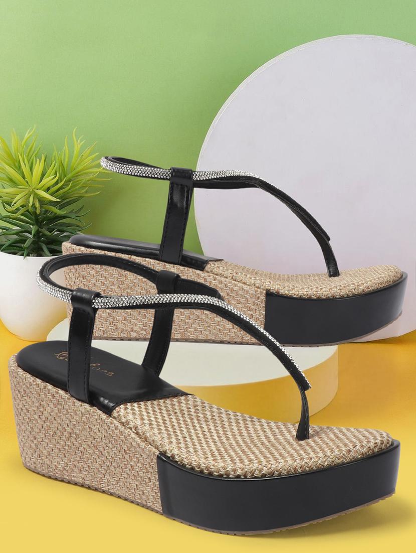 women toe separator platforms sandal - 21746036 - Zoom Image - 0