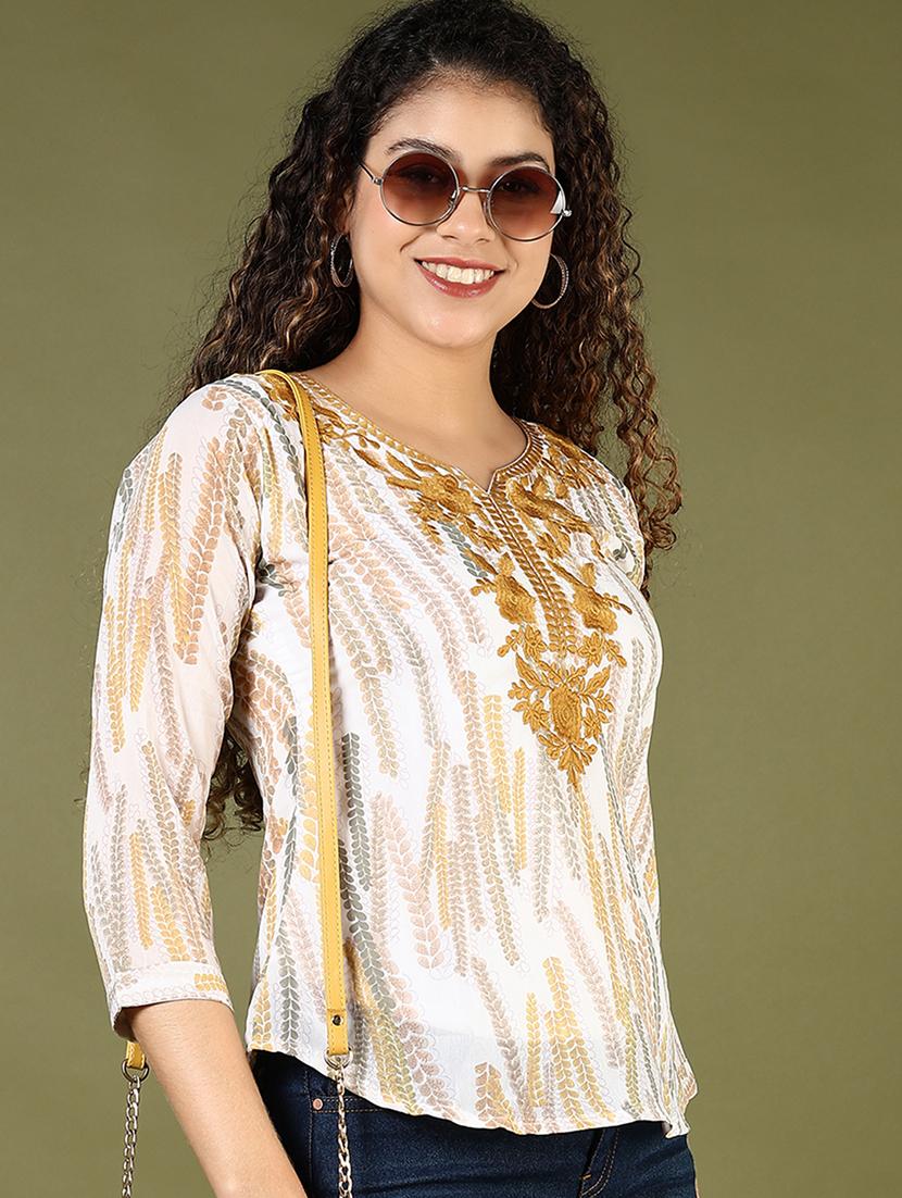 women printed notch neck regular top