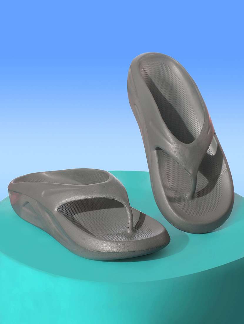 men toe separator slippers