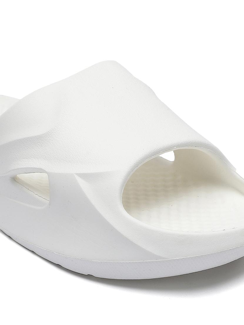 men solid slip on flip flops - 21746444 - Standard Image - 3