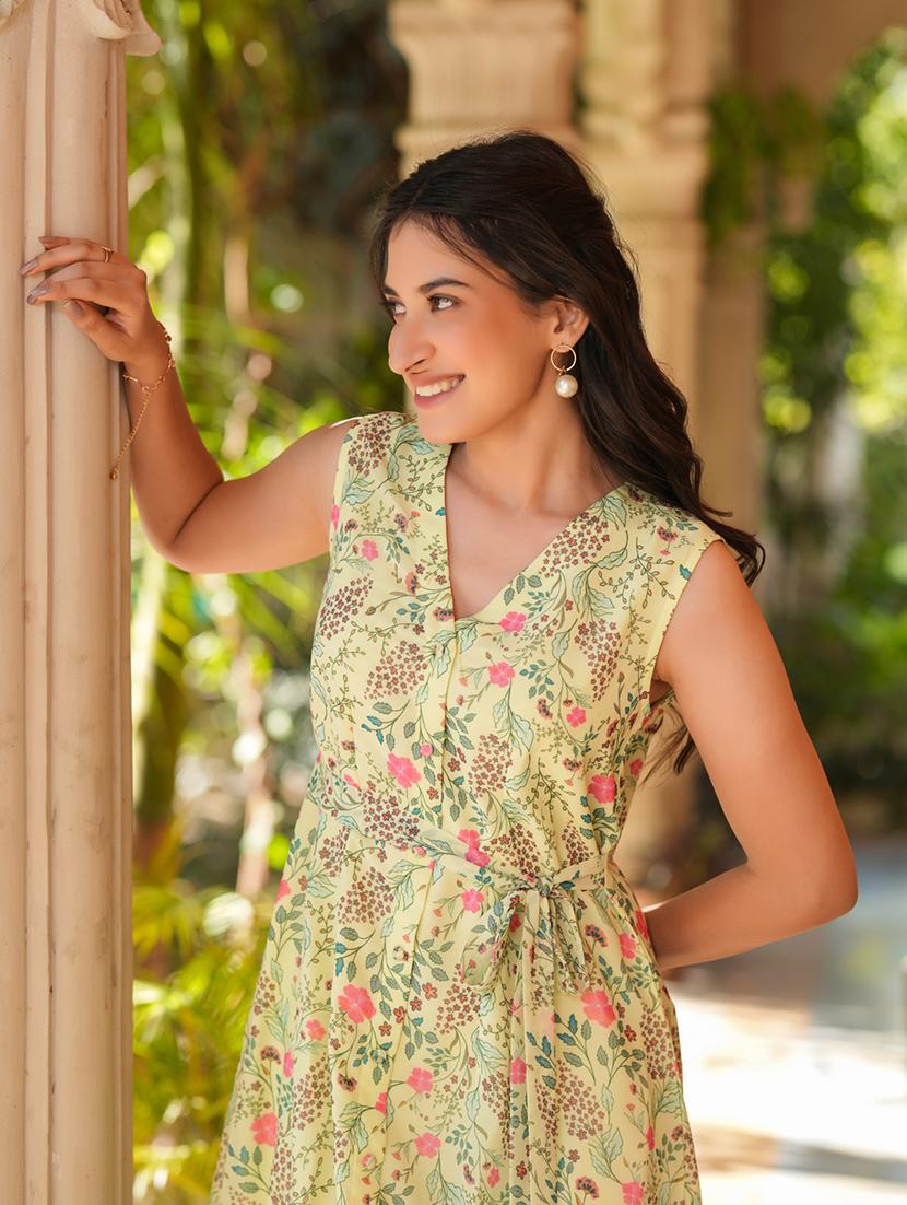 women floral printed a-line dress - 21746659 - Standard Image - 3