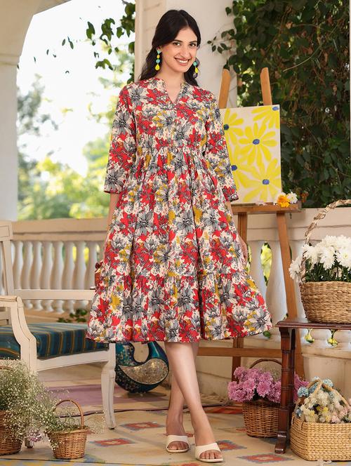 women floral print tiered dress - 21746663 - Standard Image - 0